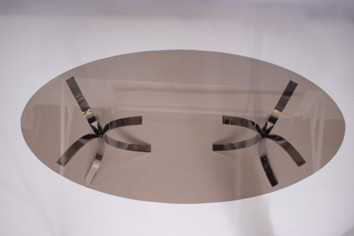Oval table Borsani style.