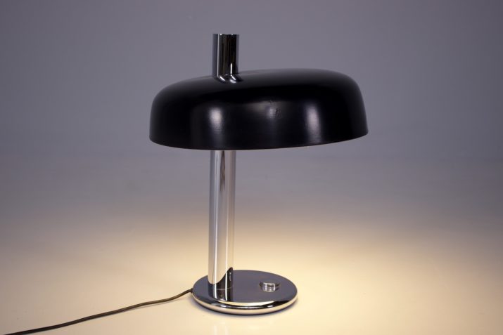 Egon Hillebrand lamp.