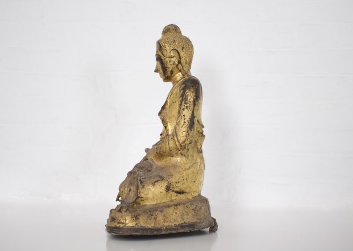 Shakyamuni Buddha in bronze.