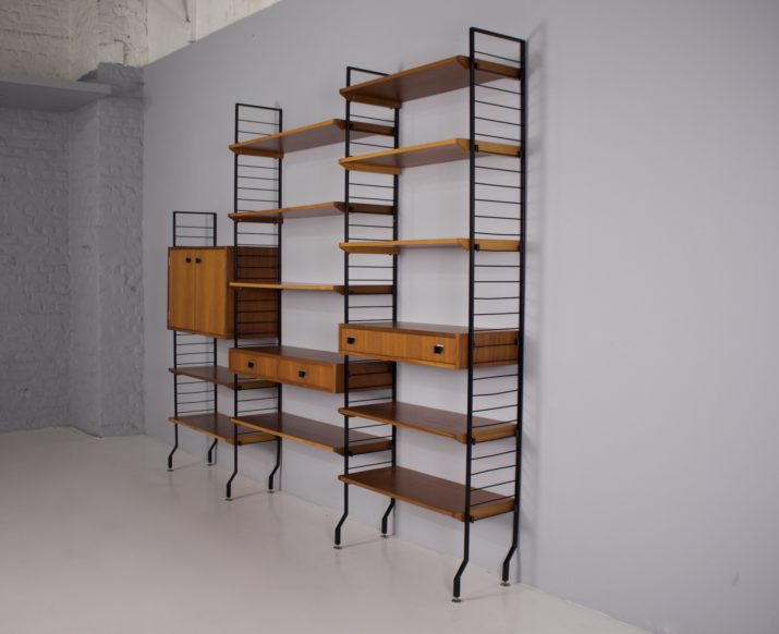 Modular wall shelf/ Wall-Unit.