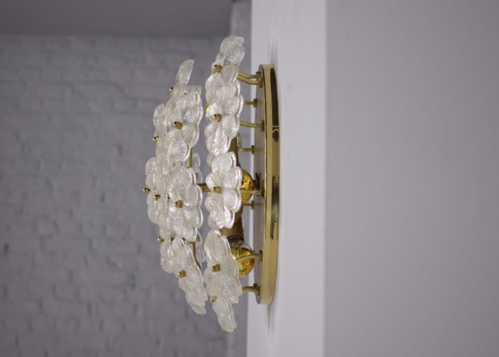 Wand-/plafondlamp met bloemen Ernst Palme.