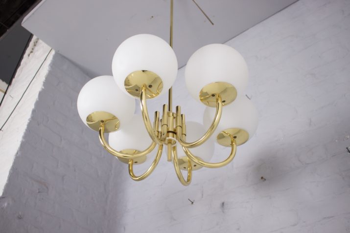Brass chandeliers with 6 globes