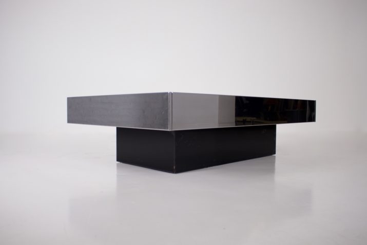Coffee table opening into a bar, Rizzo & Cidue 1970.