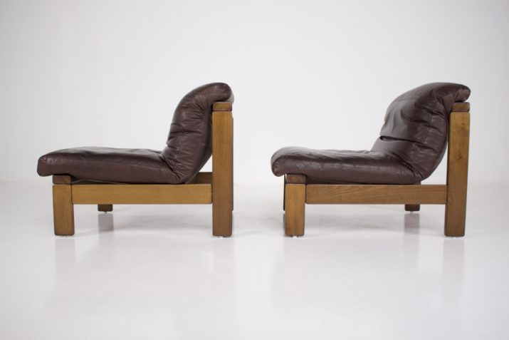 Pair of leather armchairs 1970 (2).