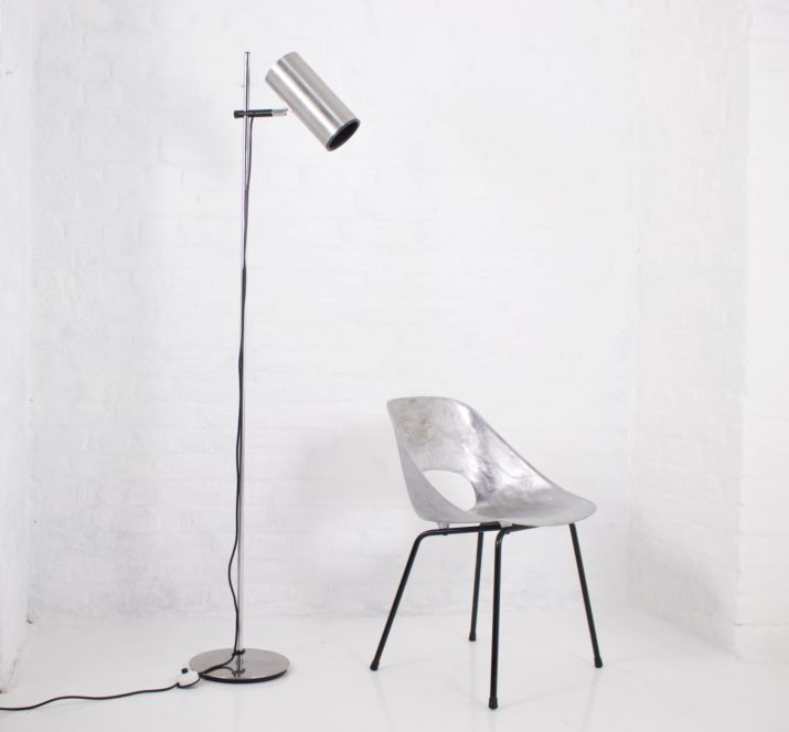 Minimalistische vloerlamp in Pergay-stijl