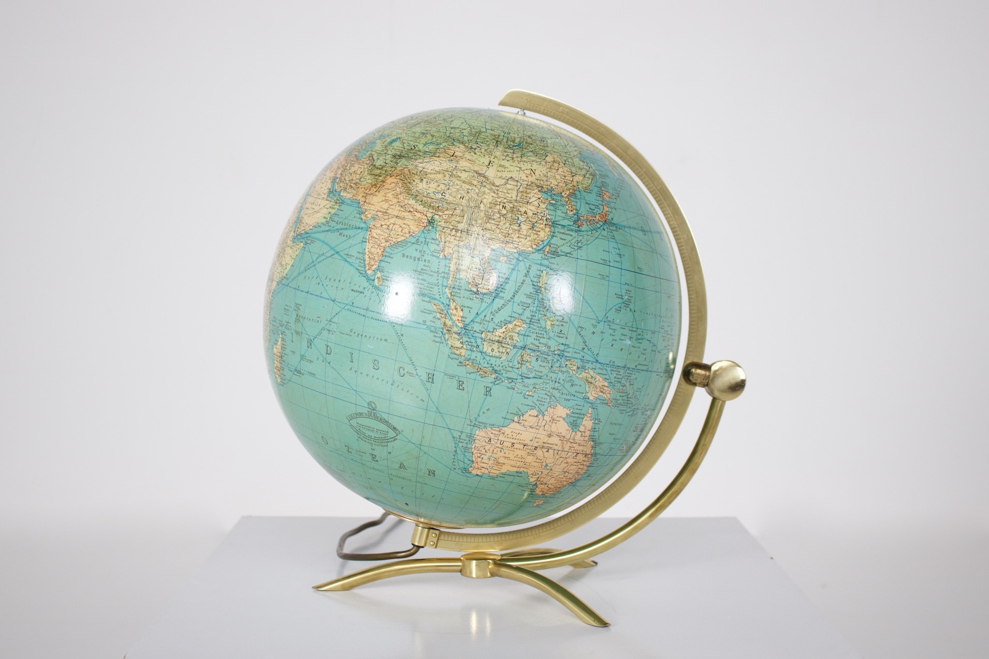 Globe lumineux /mappemonde vintage Années 60-70 -  France
