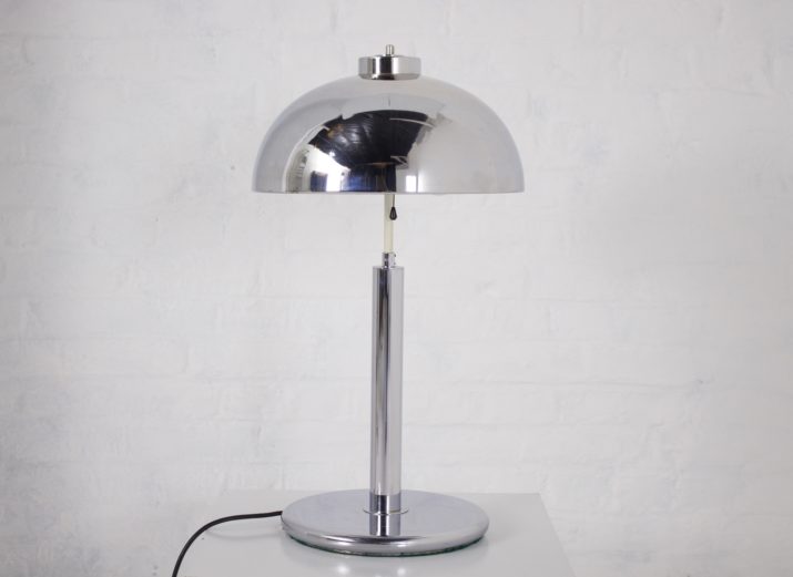 Chrome-plated mushroom lamp
