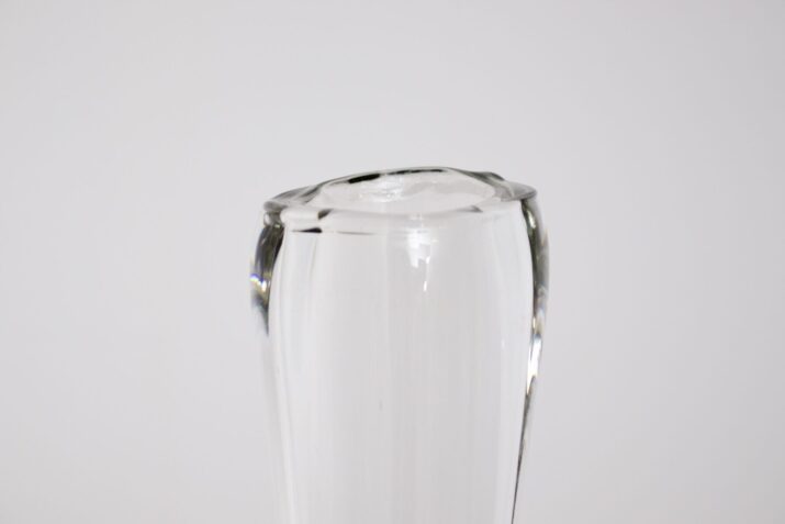 Grote kristallen soliflore vaas.