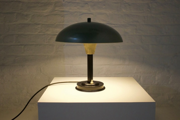 Art Deco table lamp.