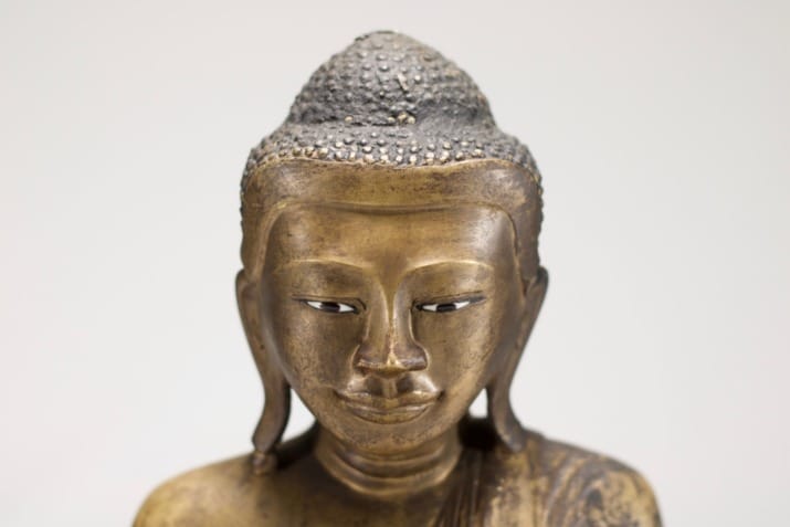 Shakyamuni Buddha in bronze, Myanmar, Mandalay.