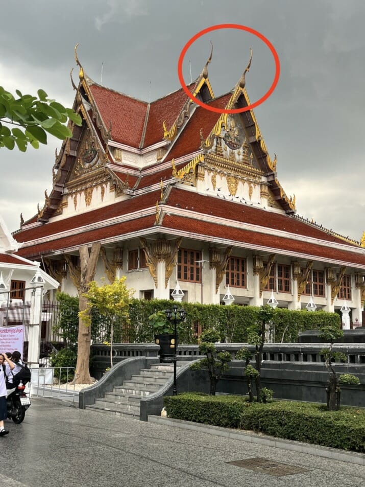 Chofa, Thaise wat tempel nok ornament