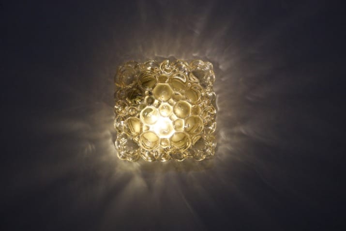 Bubble" ceiling light, Helena Tynell.