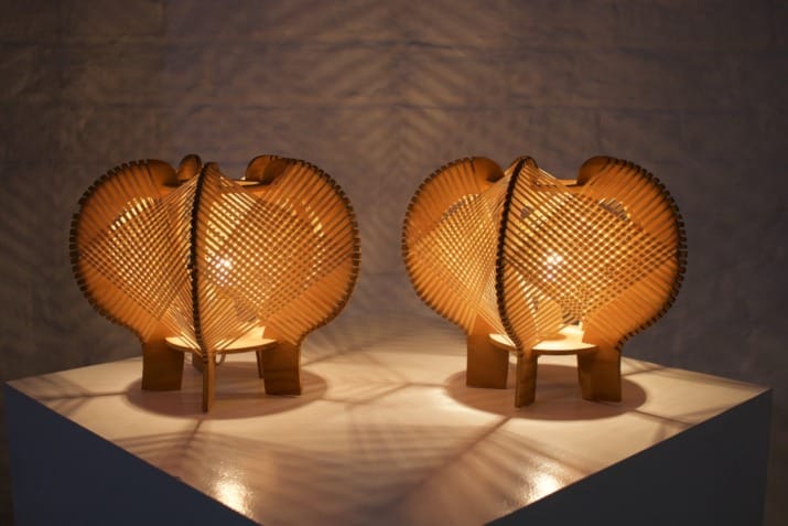 2 Scandinavian lamps in wood and woven rattan.