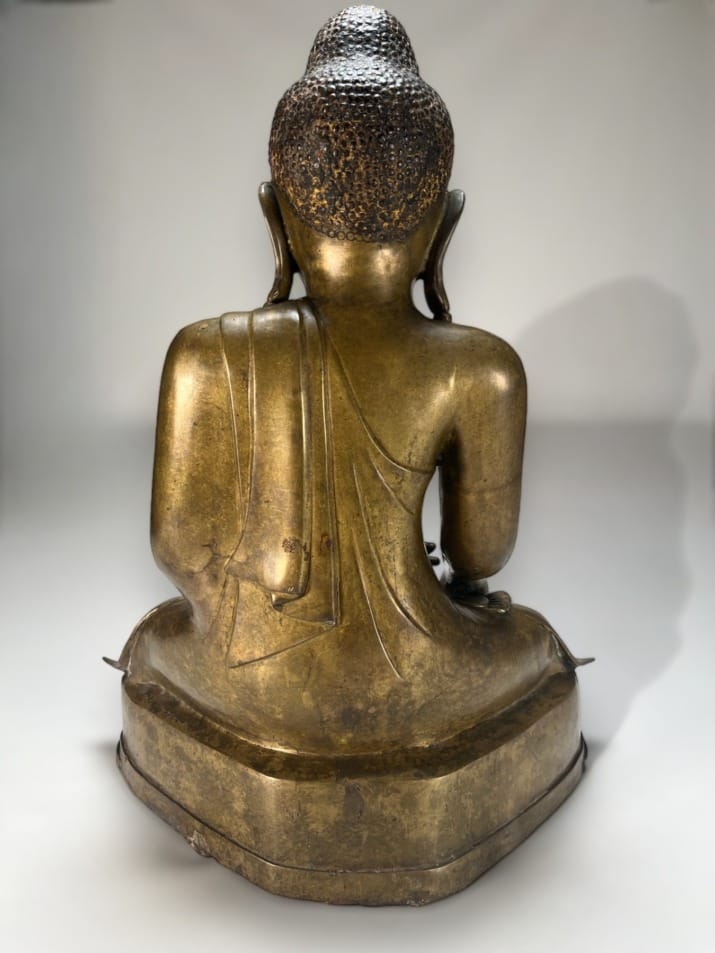 Bouddha Shakyamuni en bronze, 19ème siècle.