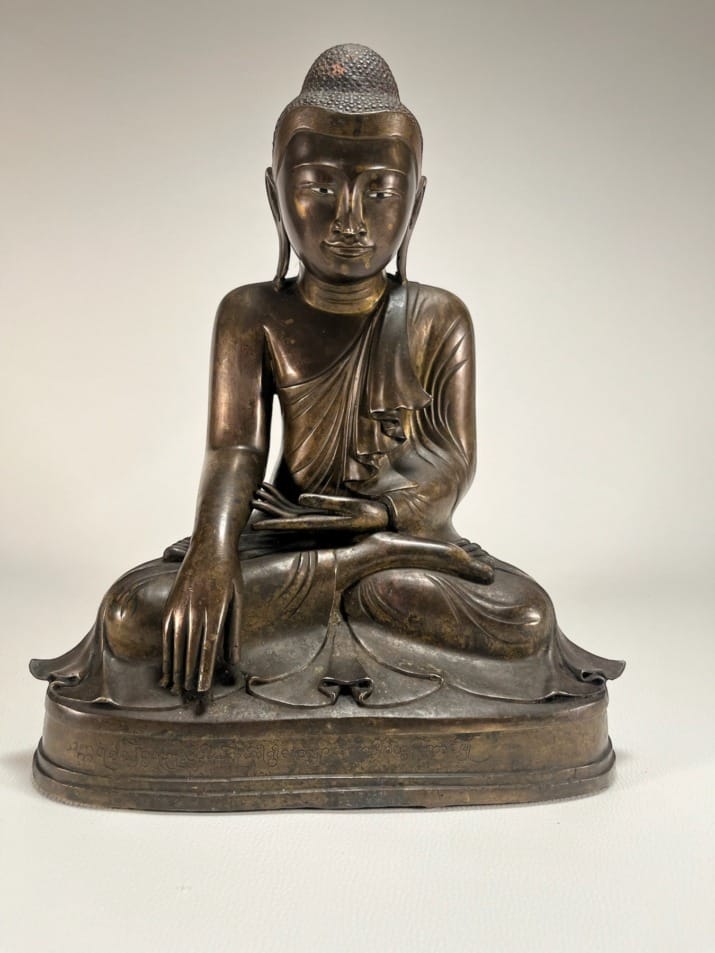 Burmese Shakyamuni Buddha in bronze, 19th century.