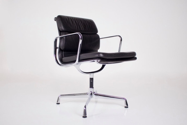 Fauteuil pivotant Charles Eames Soft Pad