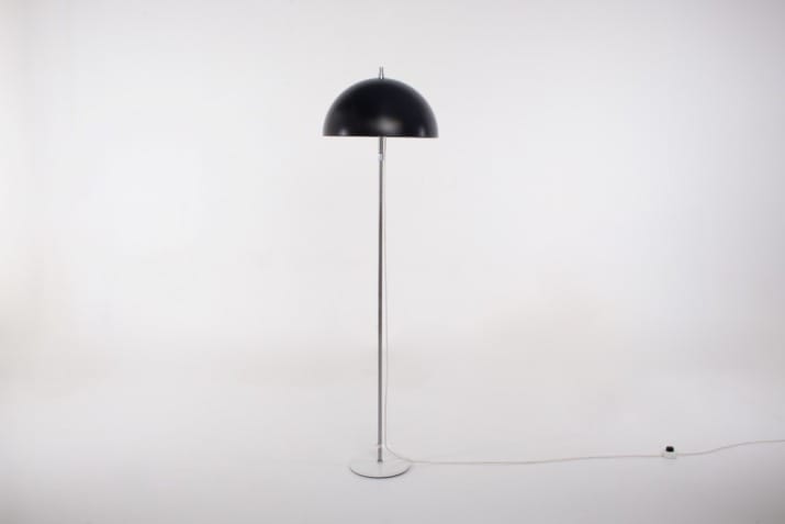 Sarfatti-style mobile floor lamp.