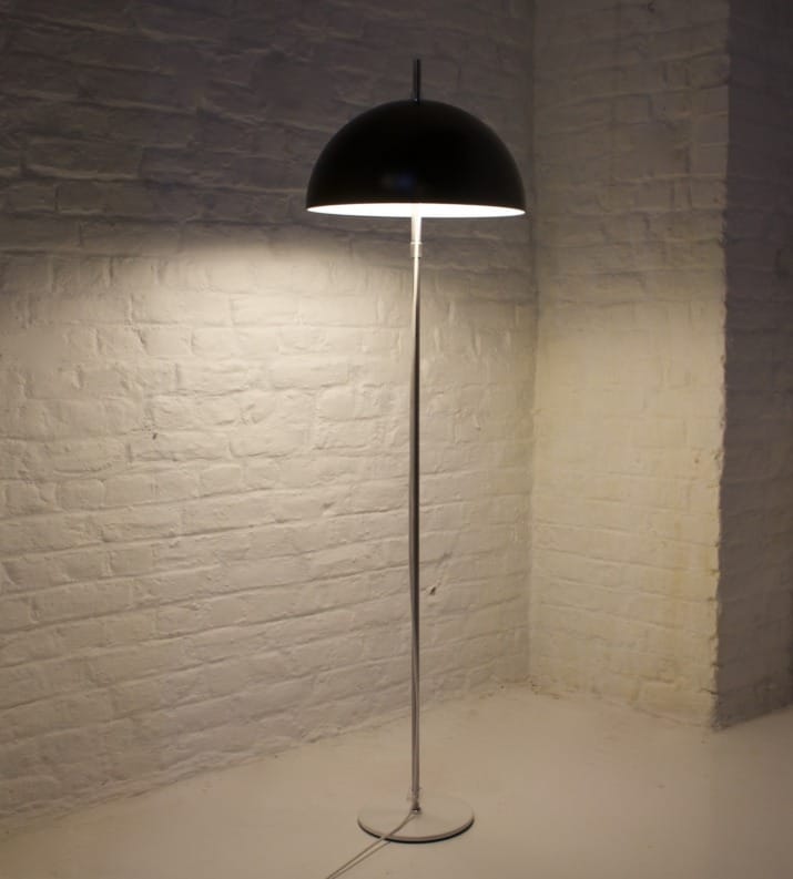 Sarfatti-style mobile floor lamp.